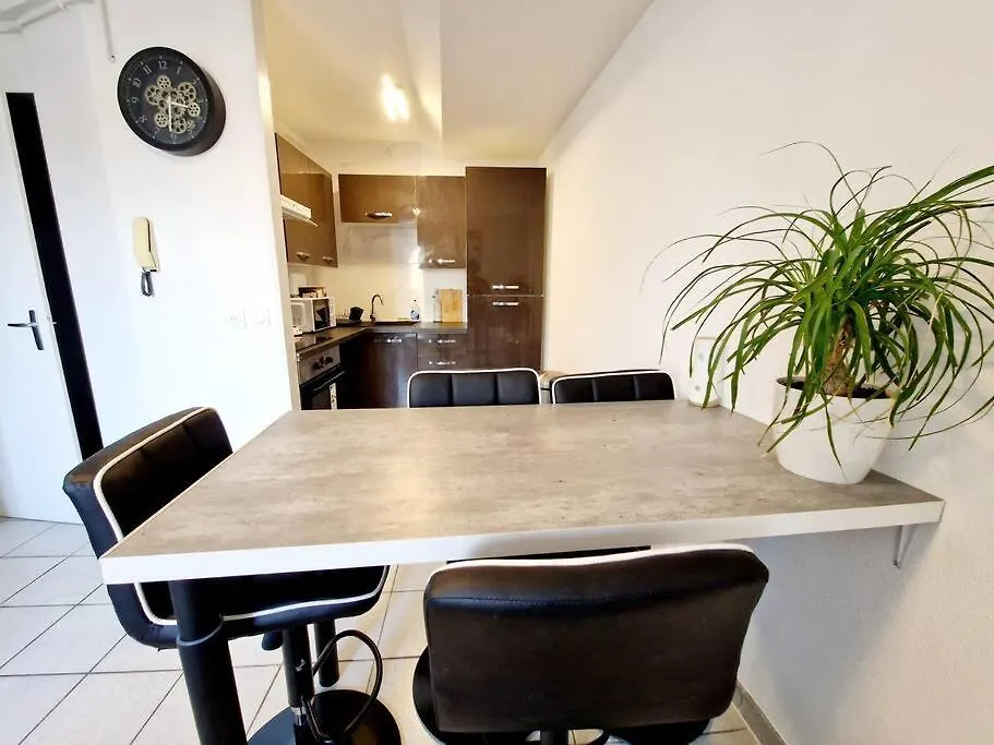 Apartment Agreable Appartement T2 Centre Ville Valence  France
